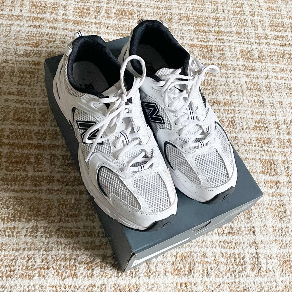 New Balance 530 Sneakers in White and Black